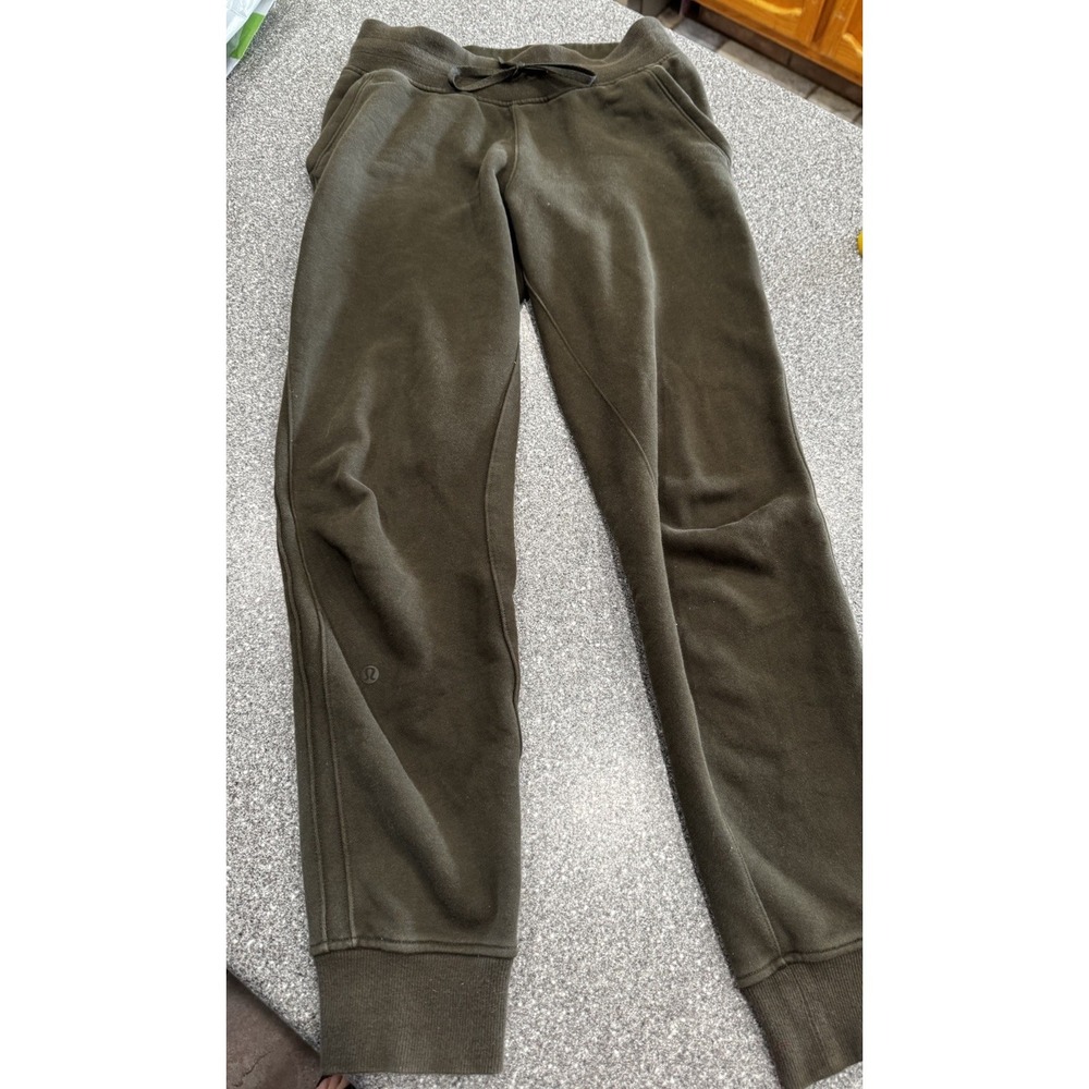 Lululemon Stretch High Rise Jogger Full Length Dark Olive Size 4 EUC A8
